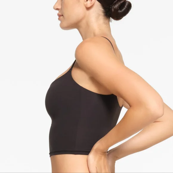 NWT SKIMS FITS EVERYBODY CROPPED CAMI, ONYX - Picture 3 of 4